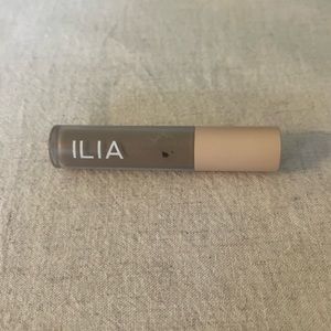 ILIA - Liquid Powder Eye Shadow Tint - Sage Green
